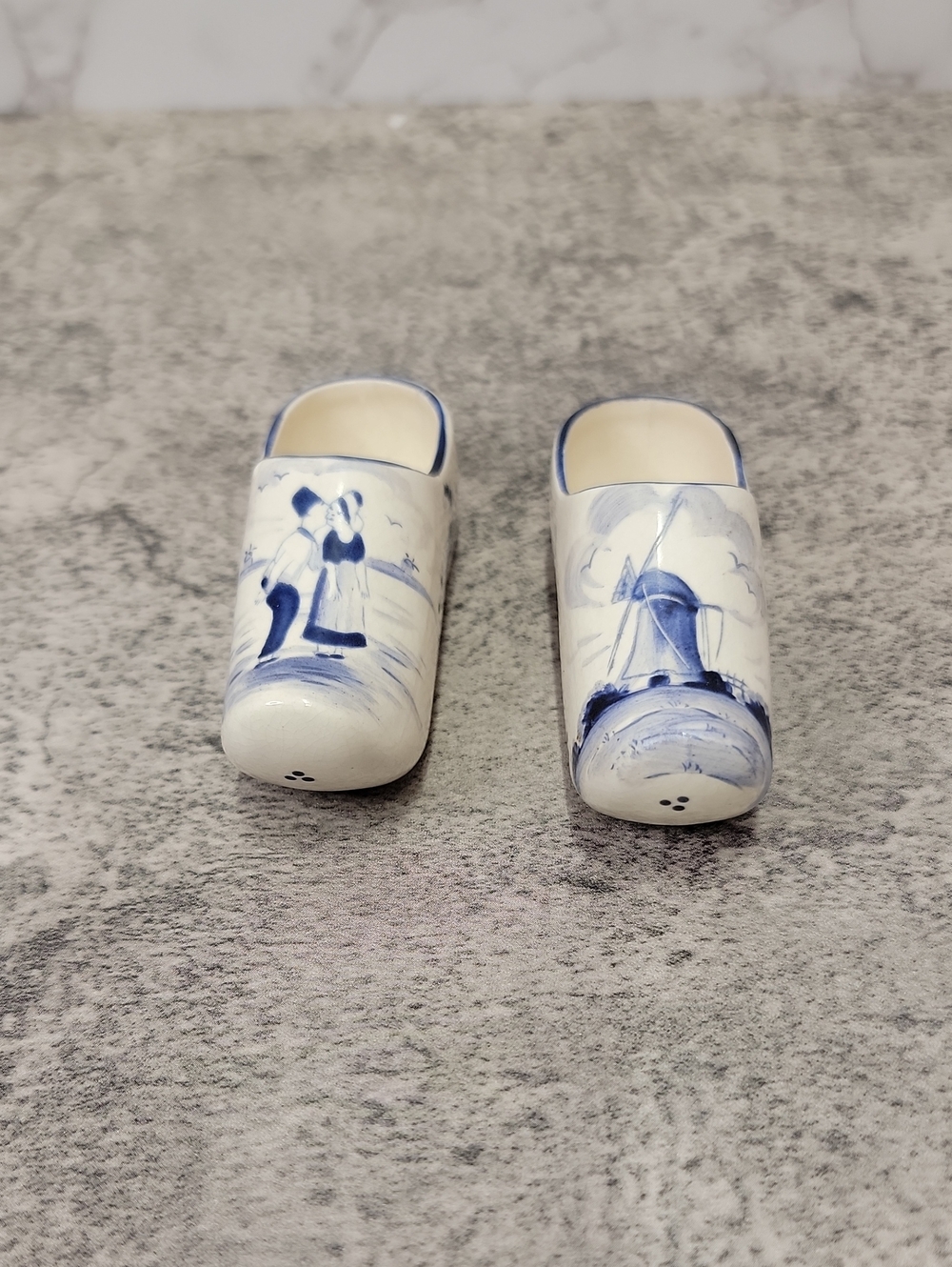 Vintage Japan Blue and White Delft Style Clogs